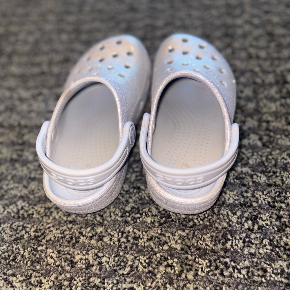 Crocs Kids Classic Glitter Clog Size C9 Silver Sparkle Slip On Water Shoes Cute - Picture 4 of 5